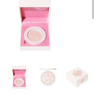 Extreme frost highlighter by Jeffree Star